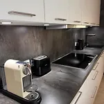 Ana Apartment *